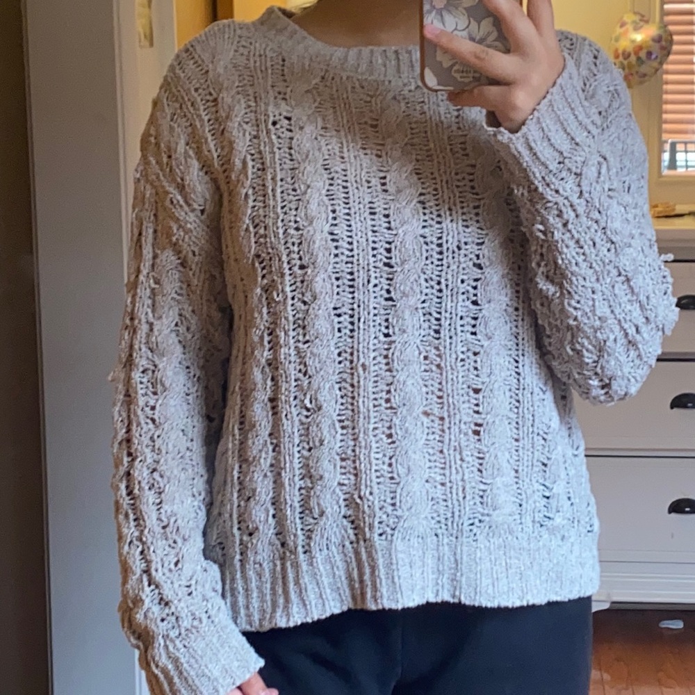 American eagle knit sweater